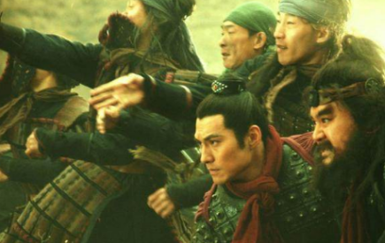 李师师为什么喜欢武艺二流的燕青却不喜欢宋徽宗呢？