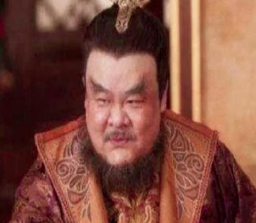 安禄山为什么会在唐朝最鼎盛的时候选择造反？