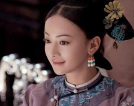 雍正一见钟情的女子被乾隆看上，进宫便是皇后