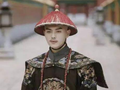 乾隆最器重的宠臣不是和珅，而是他