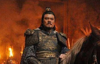 公孙瓒为什么会落到一个自杀的下场？原因是什么