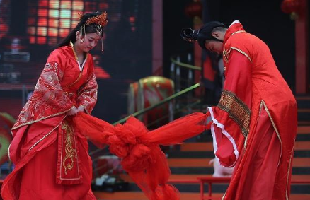 “婚姻”一词是如何来的？古代不同的时代有怎样的婚姻制度？