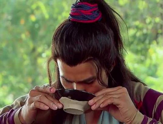 "竹林七贤"之一 ，刘伶到底有多爱喝酒？