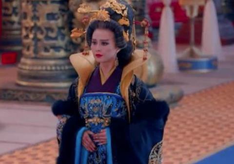 武则天能成为女皇，哪位大臣帮过她最多？