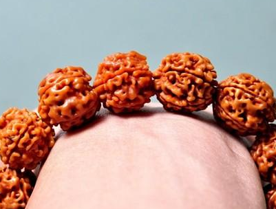 金刚菩提子佛珠手串怎么清理？金刚需要每天都刷吗？