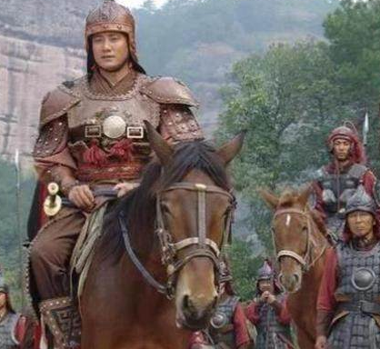 朱元璋为什么给忽必烈修庙磕头还大骂红巾军是强盗呢 这么做是有原因的