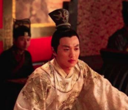 郭威：47岁被逼造反，4个老婆都是寡妇