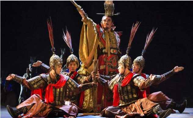 &ldquo;春秋五霸&rdquo;之一的楚庄王刚继位时为什么会被大臣绑架?