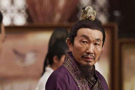 杨国忠成国舅之前只是个市井无赖，杨国忠是如何权倾朝野的？