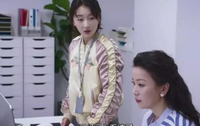 《幕后之王》雷琴扮演者是谁？是徐静蕾同学，曾获金鸡奖最佳女配角奖
