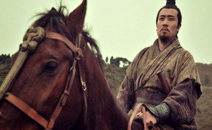 曹丕登基之后为什么攻打孙权呢 他哪里来的勇气