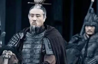 都说刘备假仁义，诸葛亮那么聪明看不出来假仁义？ 