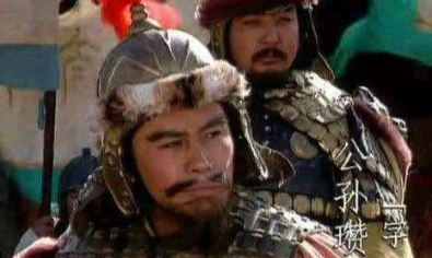 刘备称帝前先后投奔过哪些人？ 