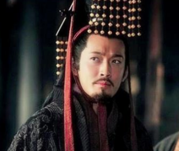 夷陵之战后，为什么曹丕先攻东吴？