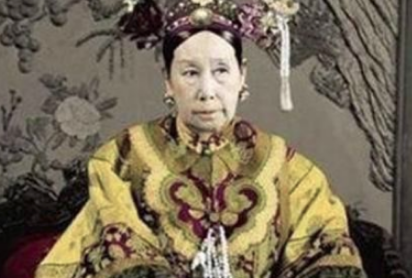 慈禧说不允许自己的陵墓长杂草，官员想了什么方法？