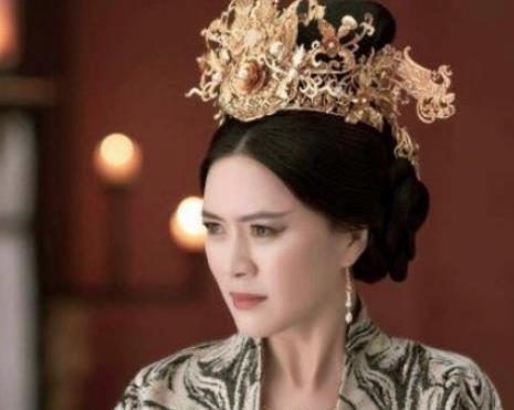 《白发》苻莺为什么要生下容齐？她的结局如何？