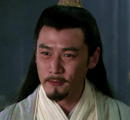 诸葛连弩到底是什么样的 是连发还是单发的