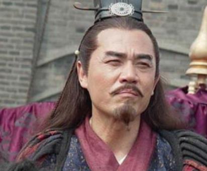 皇子对厨师动手，皇帝却斥责皇子？