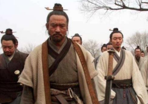 子路是孔子器重的学生，最后在卫国被乱刀砍死