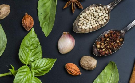 古代很多东西都没有传入中国 古人一般都吃什么呢