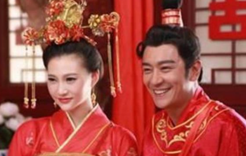 “身体发肤，受之于父母”，朱元璋为什么要对自己的儿子施髡刑羞辱？