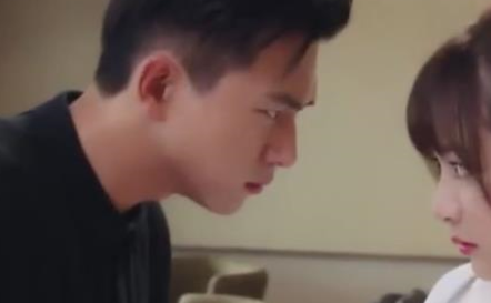 《亲爱的热爱的》韩商言的人物设定是什么？李现背景资料演过的电视剧