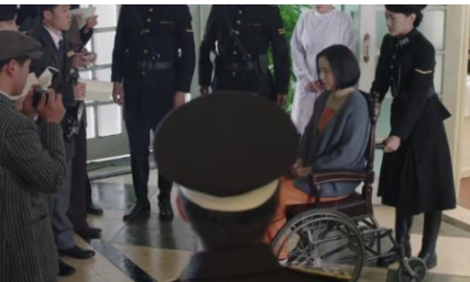 《请赐我一双翅膀》玉前辈为什么要举报越狱？
