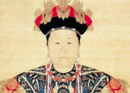 祖母孝庄太后的棺椁，康熙为何放了37年不肯下葬？