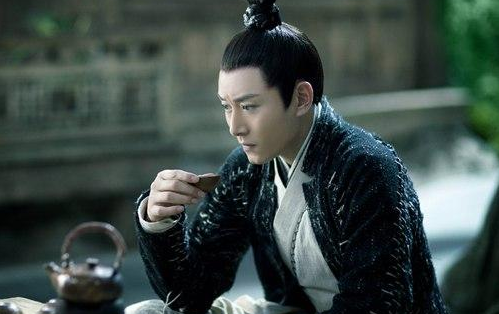 《宸汐缘》黑蚩为什么听命于景休？九宸如何变身柠檬精？