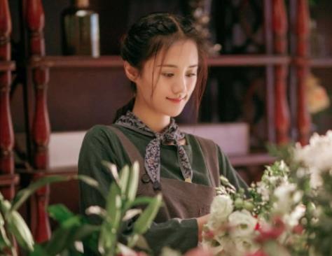 《烈火军校》安雯是谁演的？扮演者个人资料介绍