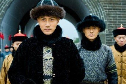 皇太极只是努尔哈赤的庶子 为何皇位会由他来继承的呢