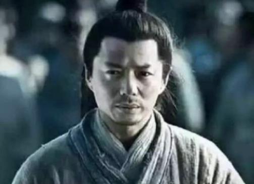 韩信被萧何和吕雉骗到长乐宫时，为什么没有一个人愿意通知他？