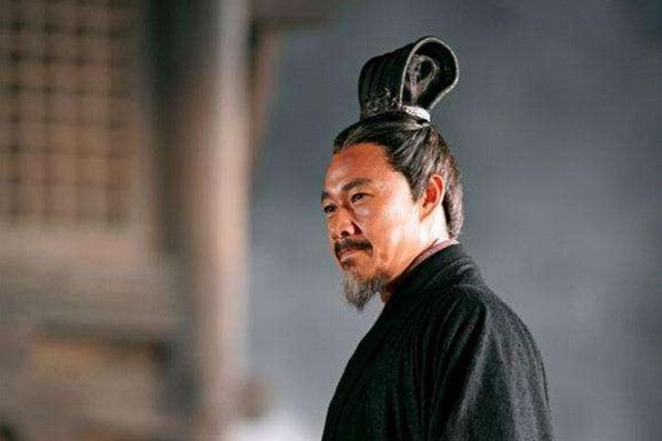 甘宁在战场上屡立奇功,救过孙权的命,为何得不到重用?