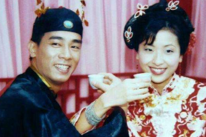 韦小宝的七个老婆都是真心跟他在一起的吗？方怡为什么嫁给韦小宝？