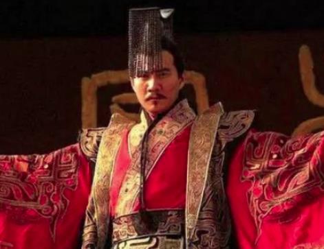 勾践称王后的第一战，士兵集体自杀还赢了？