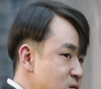 《新世界》小耳朵是谁 饰演小耳朵的人叫什么名字