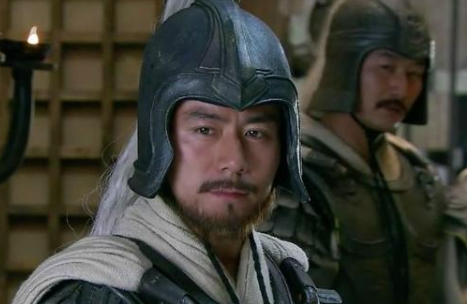 三国史上的“白衣渡江”事件是怎么回事？为何关羽会被迫败走麦城？