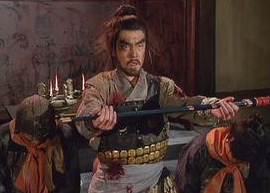 许褚有多厉害？其威名令马超胆寒，且得以善终