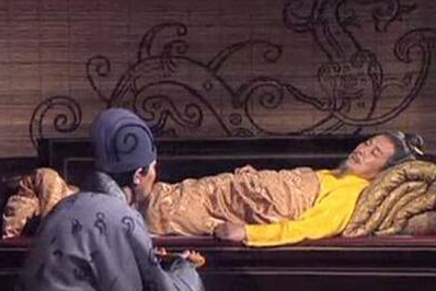 诸葛亮为什么没有夺权？真相是什么