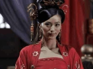 吕宫为什么会投清？后被年轻太后宠爱