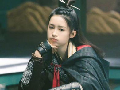 《锦绣南歌》撞上《大唐女儿行》，你们看好谁？