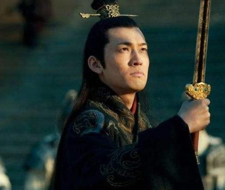 刘备和曹丕都称帝后 孙权迟迟称帝的原因是什么