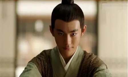 晋文公手下的小臣头须，晋文公流亡时他在干什么？