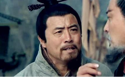 官渡之战胜利的第一功臣，许攸最后怎么没善终？
