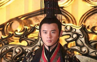 逼死儿子和大将只为幼子铺路，汉景帝到底为了什么？