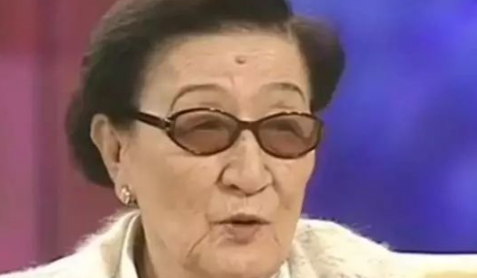 原来清朝格格不是现在这种叫法，根本不用叫渣！