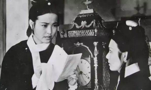 健康无恙的慈安太后在45岁突然暴毙的原因是什么？