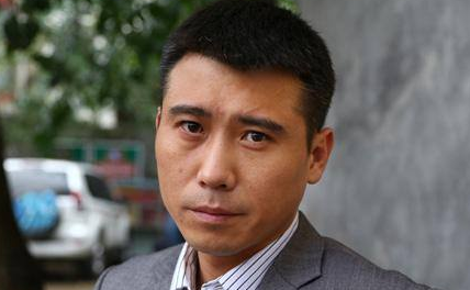 《如果岁月可回头》蓝天愚扮演者是谁?蓝天愚扮演者李乃文j介绍