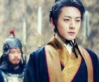 王莽篡政称帝时，刘姓皇帝为什么不但不反对反而拍手称快？