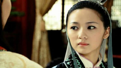 一直潜伏在贾府里的女人是谁 她的真实身份是什么